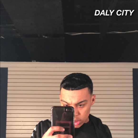 Meet your Posher, Dru - Picture 1 of 1